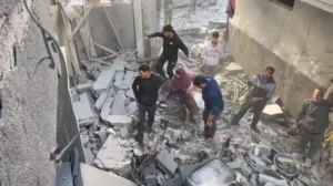 انتشال جثامين 35 شهيدا من مناطق عدة بقطاع غزة وشهيد برصاص الاحتلال في الشيخ رضوان انتشال جثامين 35 شهيدا من مناطق عدة بقطاع غزة وشهيد برصاص الاحتلال في الشيخ رضوان